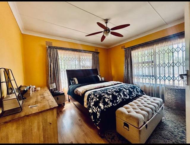 3 BEDROOM HOUSE FOR SALE IN VANDERBIJLPARK CE 2